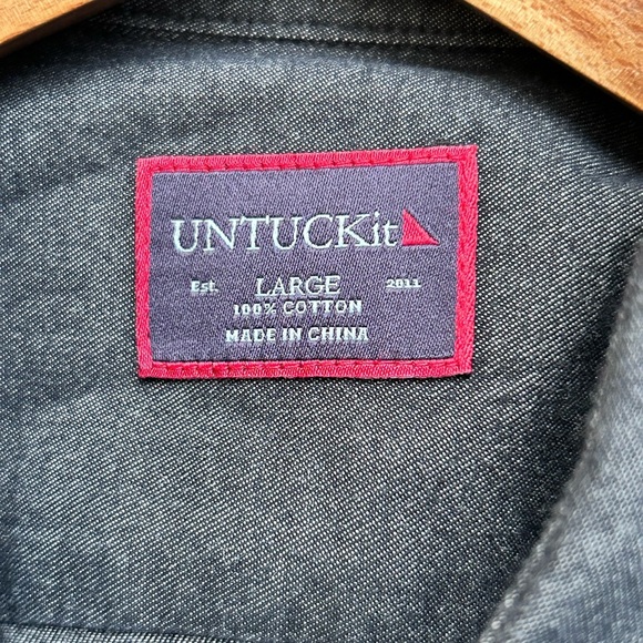 Untuckit Long Sleeve Button Down Shirt - Picture 4 of 5